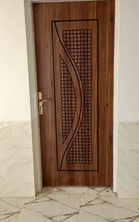 ساخت تخصص درب چوبی (نجار )
