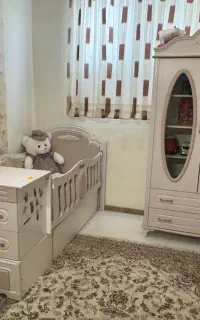تخت کودک به همراه کمد سالم و نو مناسب سیسمونی