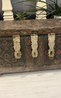 صندوق چوبی قدیمی