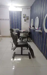 میکاپ شنیون رنگ کوتاهی کاشت ناخن کاشت مژه فیشیال