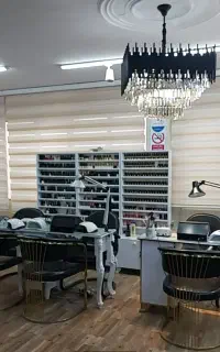 اجاره اتاق مجزا و میز ناخن و صندلی