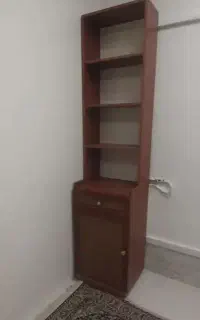 کتابخانه قهوه ای