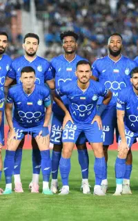 بلیط بازی استقلال و پیکان روبروی جایگاه دید عالی