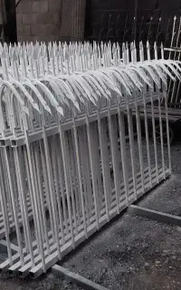 نرده چهارپهلوکنگره نیزه ای دزدگیر