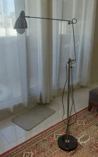 آباژور ایستاده فلزی