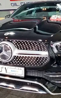 ترمیم،تعمیر سنگ خوردگی و ترک شیشه ماشین بصورت سیار