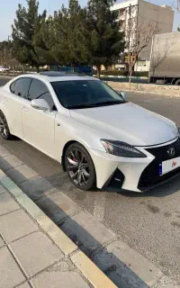 لکسوس is300