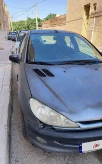۲۰۶ تیپ ۲ خانگی موتور و گریبکس تعمیر شده