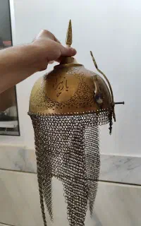 کلاه خود کلاهخود تمام برنج قلم زنی کار دست