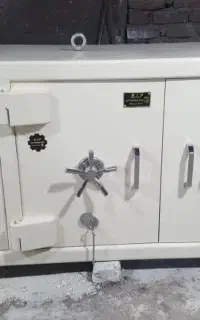 گاوصندوق رنگ چکشی