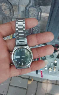 سلام ساعت سیکو 5نیاز به تعمیر