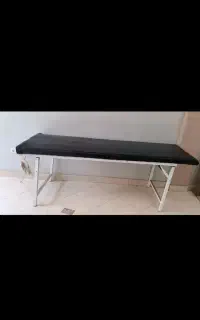تخت فلزی تزریقات