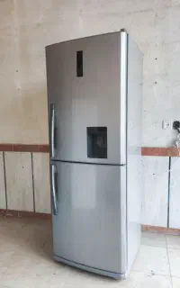 یخچال فریزر درحد نو ایران شرق