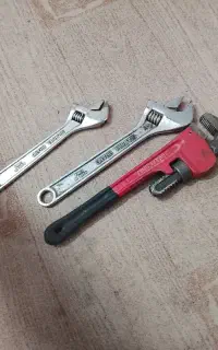 آچار شلاقی وفرانسه