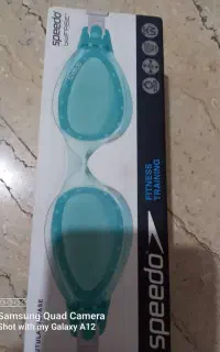 عینک شنا نو
