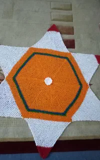 پادری و رومیزی بافتنی