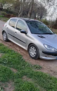 پژو ۲۰۶ مدل ۸۲