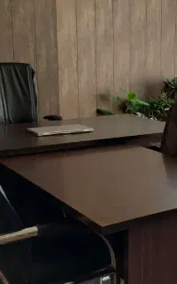 میز اداری و جلسه