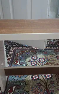 میز گلدون