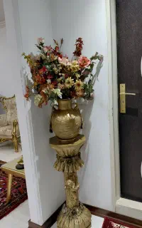 گلدون پایه گل