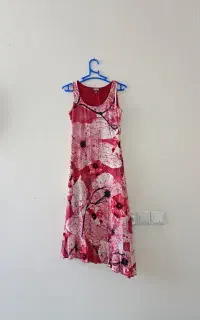 لباس زنانه ترک گل‌دار قرمز و صورتی شیک