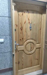 درب ورودی چوب گردو