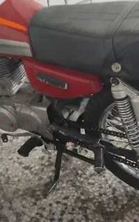 با سلام هوندا ۱۲۵ پلاک قدیم موتور تازه تعمیر