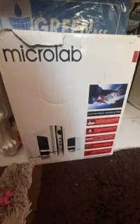 یک دستگاه کامل کامپیوتر