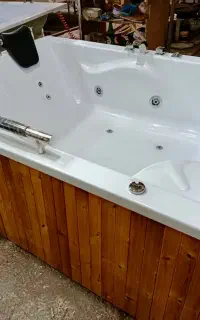فروش جکوزی ۲ نفره درب کارخانه
