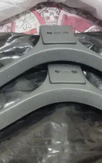 فروش پایه فلزی تلویزیون۶۵   JVC و کنترل و ایر موس