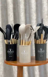 فروشنده خانم