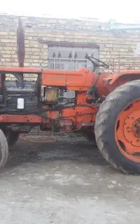 تراکتور تمیز رومانی