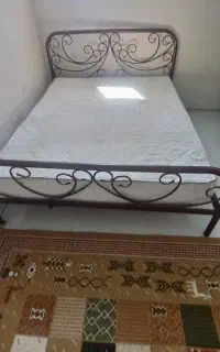 تخت خواب فلزی دو نفره
