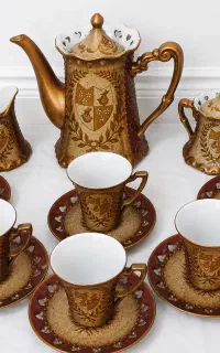 سرویس پذیرایی وقهوه خوری ۱۷ پارچه فنجان نعلبکی خاص