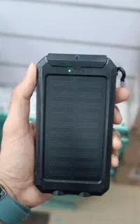 پاور بانک 20 هزار خورشیدی ضد ضربه دارای چراغ قوه و