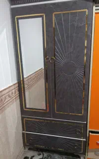 کمد لباسی