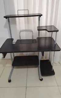 میز کامپیوتر
