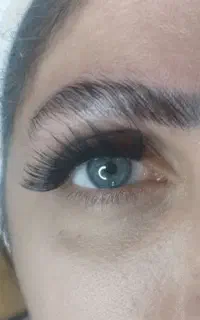 مژه وابرو