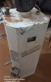 یک آبگرمکن یک عدد موتور کولر