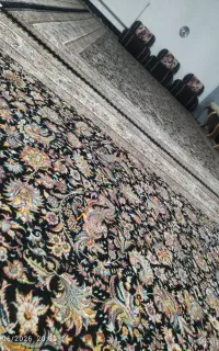 ۳تا فرش ۱۲۰۰ تراکم ۳۶۰۰ بفروش می رسد