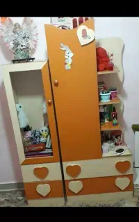 کمد کودک درحدنو کاملا سالم وتمیز