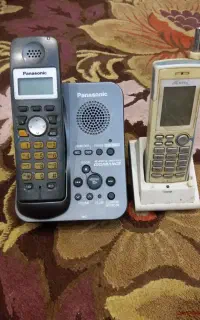دو عدد تلفن