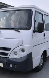 مینی بوس کارسان در حد نو