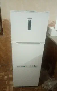 یخچال نگرفتم یک ماه میشه توبرق هست