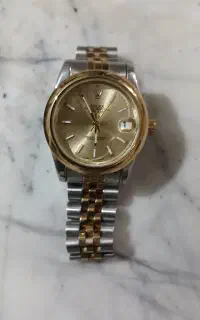 یک عدد رولکس زیبا و سلامت