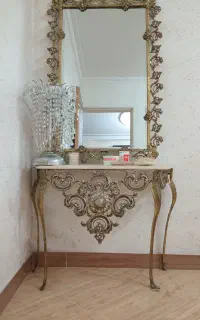آینه کنسول و ساعت