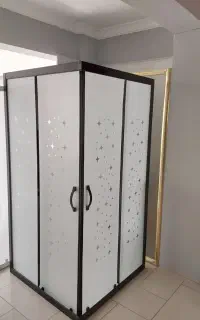 کابین دوش شیشه‌ای هیترا