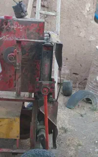 علوفه خرد می کنیم