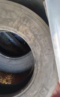 لاستیک تریلی فاق کوتاه خارجی