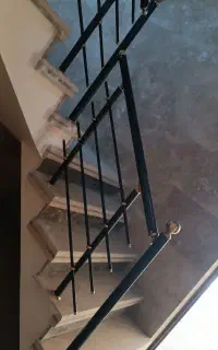 نرده استاتیک مشکی